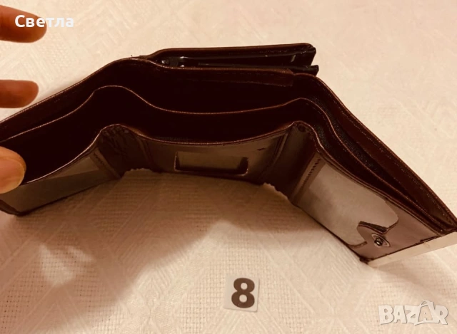 Портмоне на английската марка Bench.Нов с етикет,19/10/3см. Други портфейли - общо 9 броя, снимка 12 - Портфейли, портмонета - 48217149