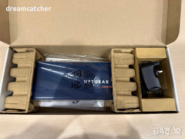 Мрежов суич NETGEAR GS116 Неуправляем / Сив, снимка 3 - Суичове - 54093277