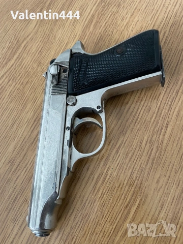 Пистолет "ВАЛТЕР  ПП" кал. 7,65мм - ДЕАКТИВИРАН/ОБЕЗОПАСЕН, снимка 9 - Бойно оръжие - 54024238