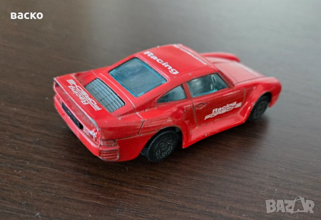 Porsche 959 burago Italy 1/43, снимка 4 - Колекции - 51800982