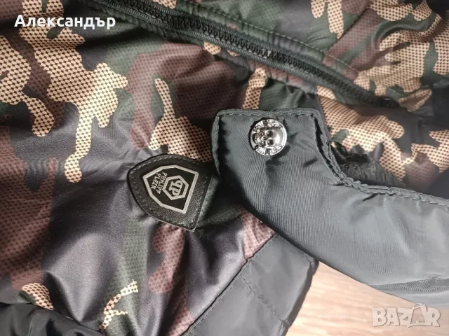 New ново Детско зимно яке бомбър на PHILIPP PLEIN 152 см с махаща се качулка , снимка 11 - Детски якета и елеци - 47288220