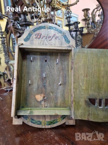 Красива антикварна дървена кутия за ключове , снимка 5 - Антикварни и старинни предмети - 39431491