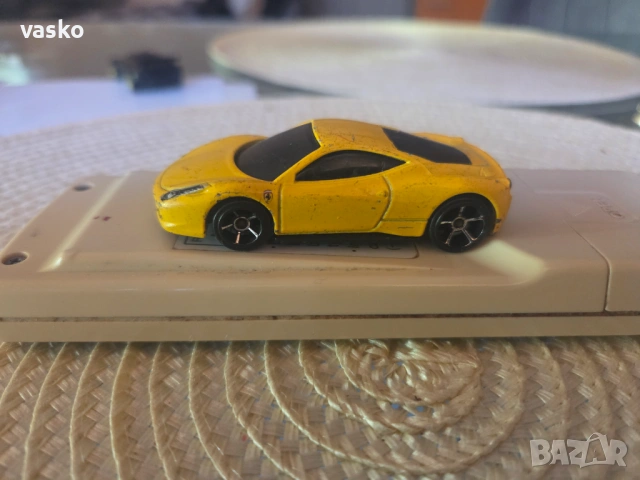 Hotwheels Ferrari 458 Italia 2010