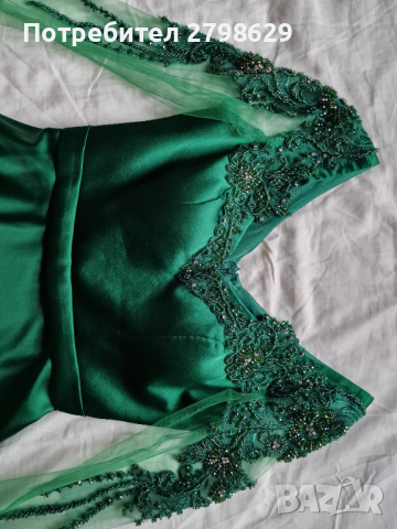 Зелена сатенена рокля с камъни и мъниста , снимка 4 - Рокли - 44735303