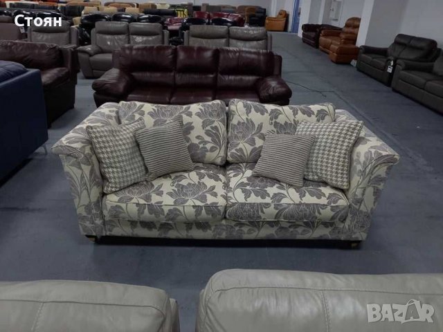 Кремав диван от плат на цветя тройка, снимка 1 - Дивани и мека мебел - 39331186