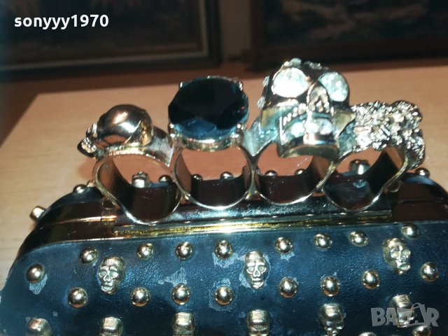 черепи кич-няма втора 0303210700, снимка 3 - Колекции - 32020986