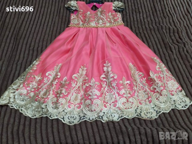 Детска рокля  розова бродерия размер 150 -  Ново.., снимка 2 - Детски рокли и поли - 29483931