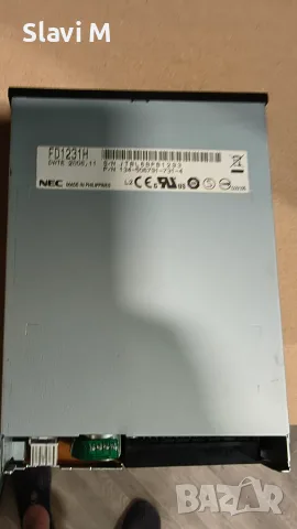 Лот 2 бр. Ретро Флопи Дискови Устройства NEC FD1231H (3.5" FDD) – Черно и Бежово, снимка 2 - Други - 55879908