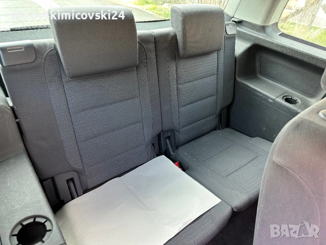 Vw Touran 1.9 tdi 7места, снимка 10 - Автомобили и джипове - 53033376