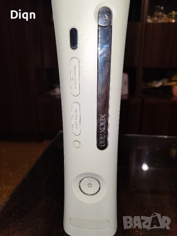 Xbox 360 60GB без контролер с wifi adapter