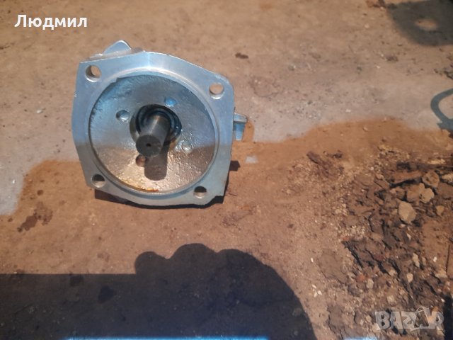 Водна помпа Ваз, снимка 2 - Части - 31478435