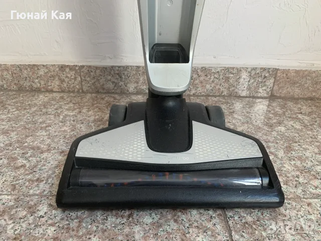 Philips PowerPro Aqua FC6408 25.2V - само стик, снимка 4 - Прахосмукачки - 56158007