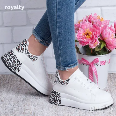 Дамски сникърси