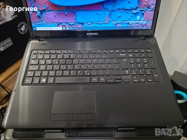 Лаптоп Samsung  NP350E7C / 17,3", снимка 2 - Лаптопи за дома - 54095471