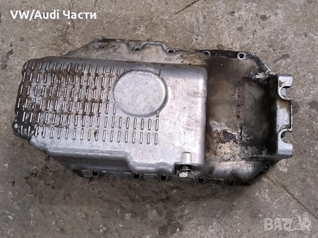 Оригинален картер за Голф 4 Ауди А3 Сеат Шкода VW Golf 4 Audi A3 Seat Skoda 030103603K