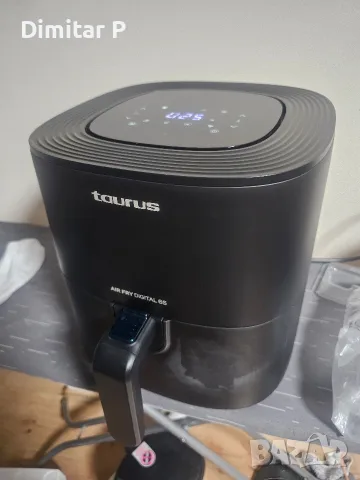 Продавам висококачествен еър фрайър  TAURUS AIR FRY DIGITAL 6S.
Уредът е в