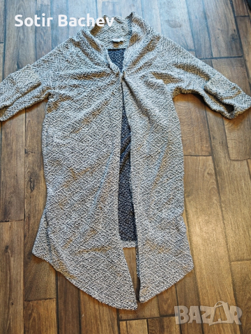 продавам дамска дълга жилетка 