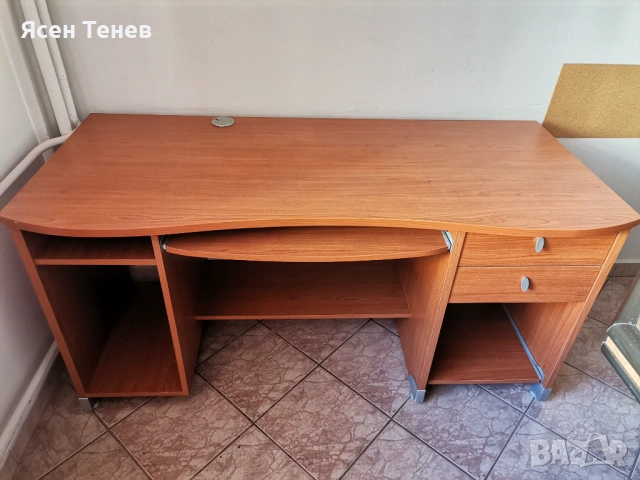 Офис бюро 147см х 65см.