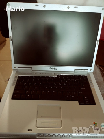 лаптоп dell - отлично състояние+оригинална чанта