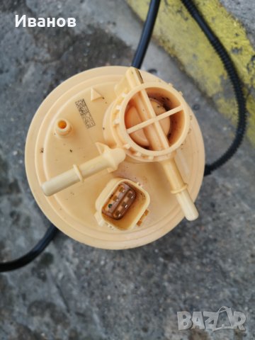 Помпа резервоар Волво, снимка 2 - Части - 40748309