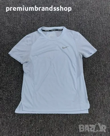 Nike S  тениска дамска 