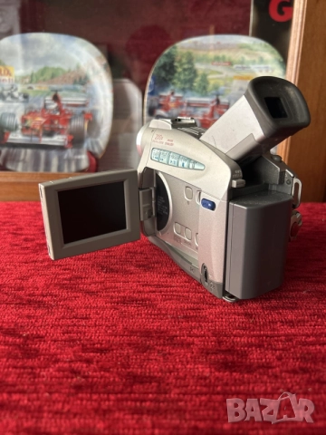 видеокамерата Canon MV400, снимка 2 - Фотоапарати - 56219887