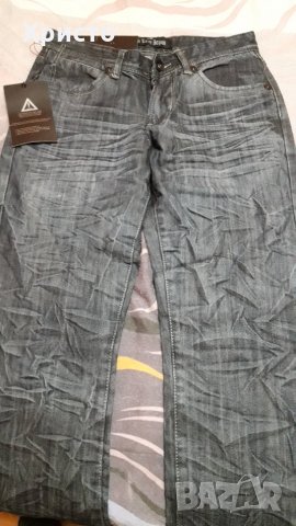 Продавам нови мъжки дънки 29 и 32 номер