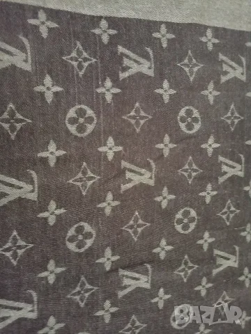 Дамски шал Louis Vuitton, снимка 6 - Шалове - 56045813