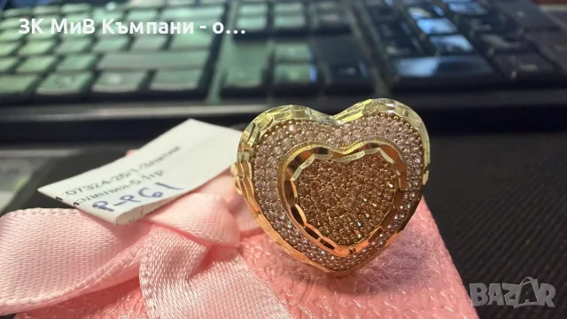 Златен дамски пръстен с камъни-5.10 гр., снимка 3 - Пръстени - 55993031