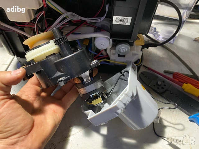 Мелачка - Tchibo Esperto , снимка 3 - Кафемашини - 50774192