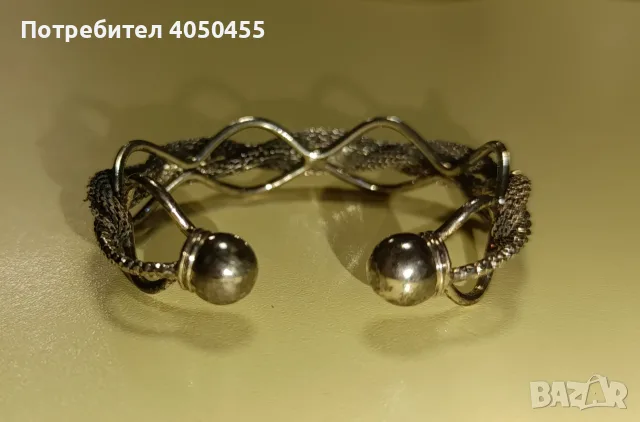 Просребрена отворена гривна с мрежеста текстура, снимка 2 - Гривни - 55846530