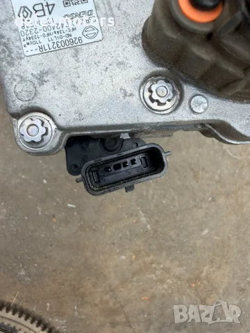 926003211R електрически компресор за климатик Denso за двигател H4M632 / H4MC632, 1.6 Hybrid E-Tech, снимка 4 - Части - 56156177