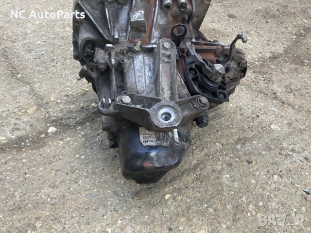 5 степена скоростна кутия за Renault Рено Клио 1.2 турбо бензин 8200393571 2010, снимка 8 - Части - 39418322