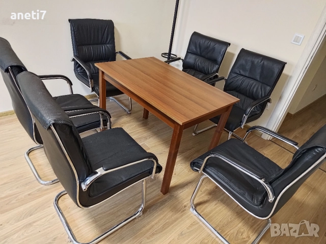 Бюро с контейнер, 60 лв., 2 бр. Отлично състояние, Шкафове, маса, столове, снимка 3 - Бюра - 52852877