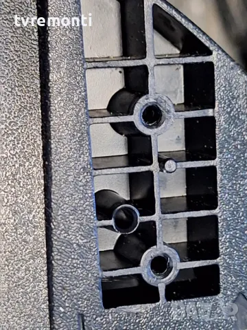 крачета оригинална стойка телевизор SANG модел LE-43UA15, снимка 6 - Стойки, 3D очила, аксесоари - 49367368