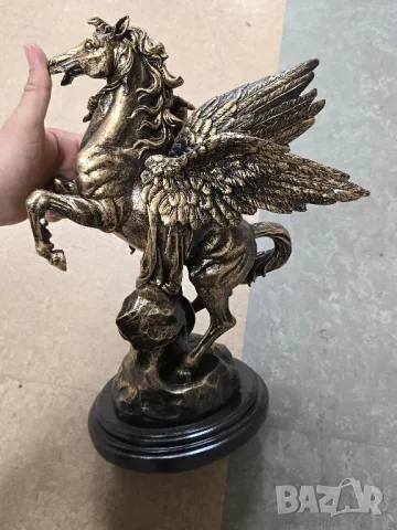 статуетка Пегас, снимка 4 - Статуетки - 49774807
