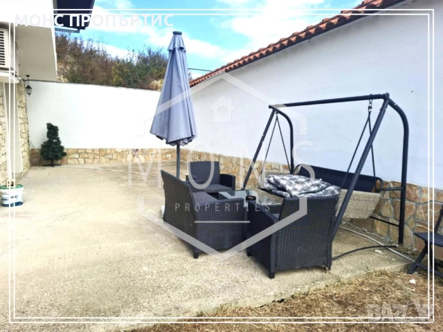 Двуетажна, луксозно обзаведена къща с просторен двор – с. Пчелище на минути от Велико Търново!, снимка 17 - Къщи - 52129772