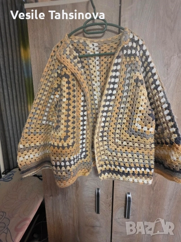 Ръчно плетено жилетка, снимка 2 - Жилетки - 54251855
