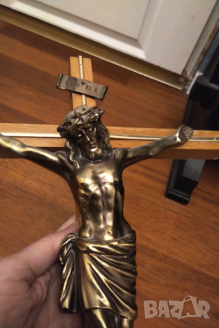 Масивно разпятие бронз и дърво 50 см, снимка 5 - Антикварни и старинни предмети - 44659093
