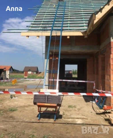 Продавам мобилен хаспел / скеле за качване на материали на покрив, снимка 2 - Подемници - 51067093