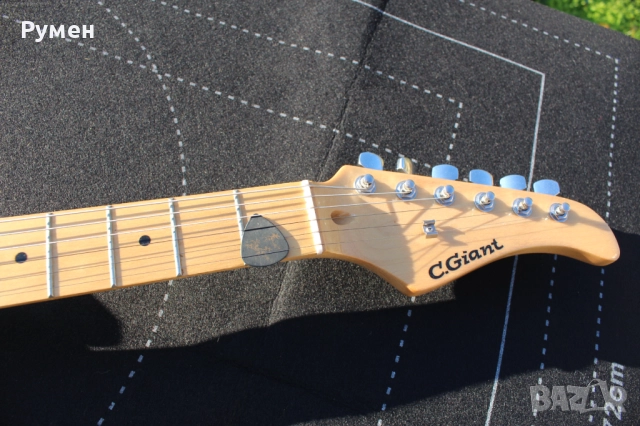Електрическа китара „C.Gian“, снимка 8 - Китари - 52544780
