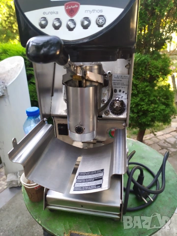 Професионална кафе мелачка Eureka Mythos, снимка 7 - Обзавеждане на кухня - 54165094