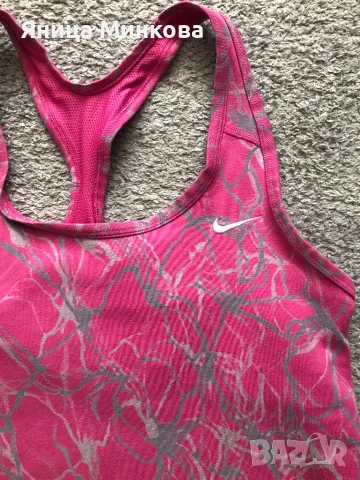 Дамски потник Nike, снимка 2 - Потници - 48905795