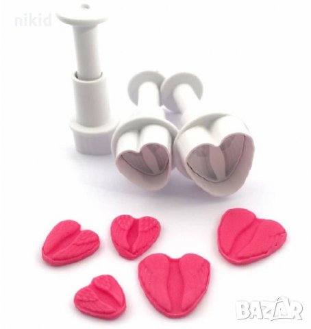 3 бр Малки Мини Крила Крилца пластмасови резци с бутало релефни форми за тесто фондан украса, снимка 2 - Форми - 30263704