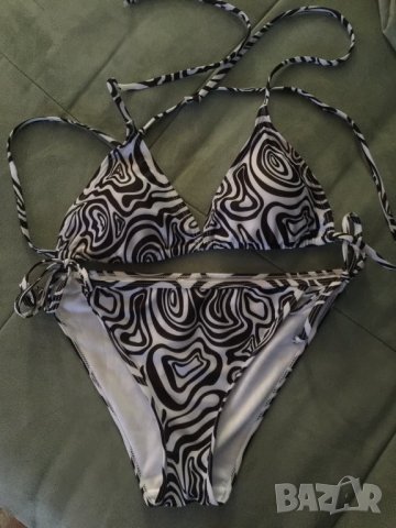 #Бански с папагали +подарък втори бански!, снимка 2 - Бански костюми - 32863363