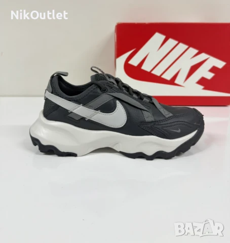 Nike Black TC7900 Trainers, снимка 1