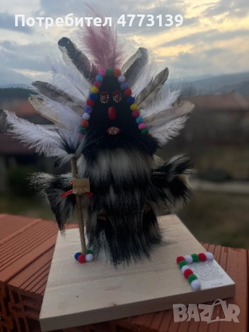 Ръчно изработени кукери – традиционен български сувенир, снимка 2 - Декорация за дома - 53928289