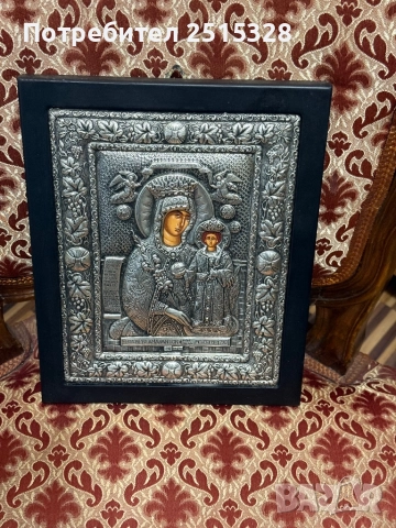 красива голяма сребърна икона Богородица
