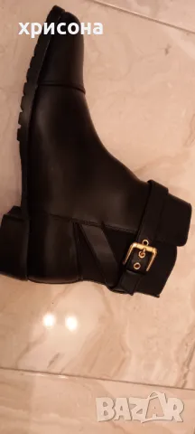 Дамски нови черни боти