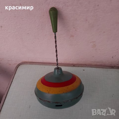 Голям метален пумпал соц.период , снимка 2 - Колекции - 38163010